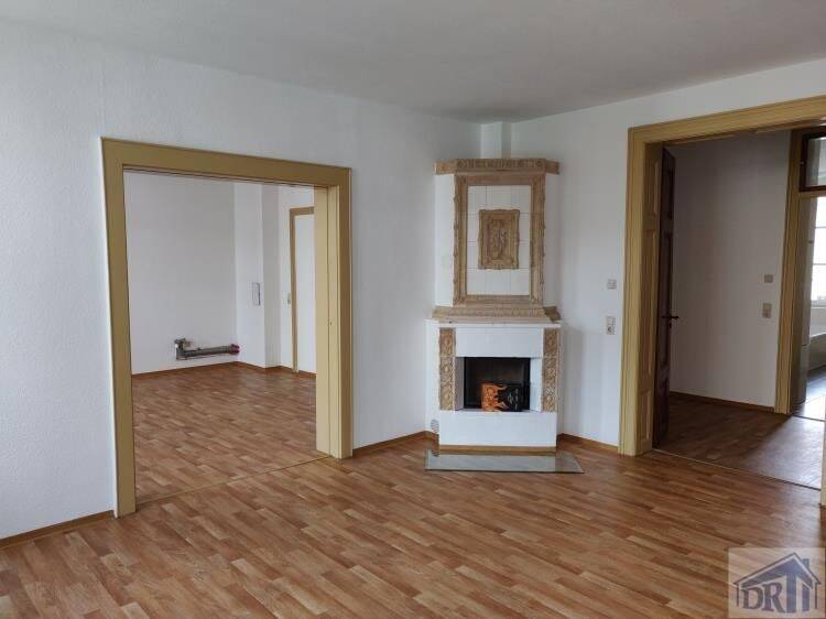 Etagenwohnung Löbau - 4 Zimmer, 151 m&sup2;, 910&euro; | Angebot:25692995