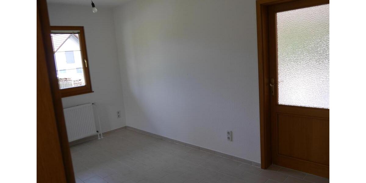 Einfamilienhaus Berg im Gau - 7 Zimmer, 160 m&sup2;, 1.500&euro; | Angebot:26195616