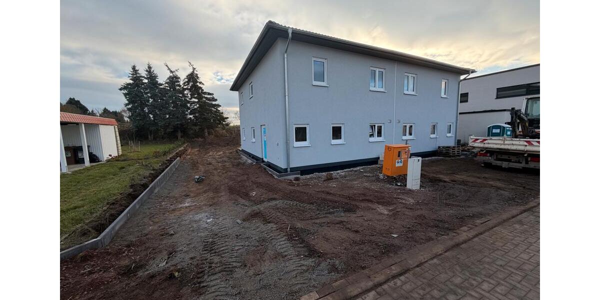 DHH energieeffizient Garten Stellplätze Neubau Top-Anbindung 5 zimmer