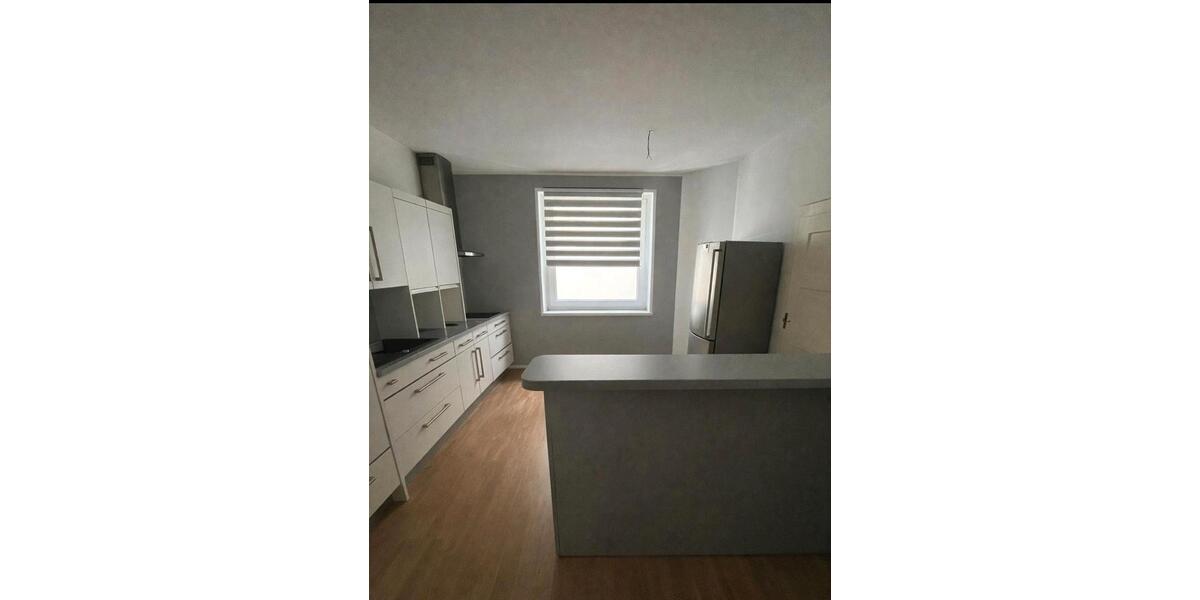 Etagenwohnung Mittweida - 3 Zimmer, 110 m&sup2;, 830&euro; | Angebot:24876995