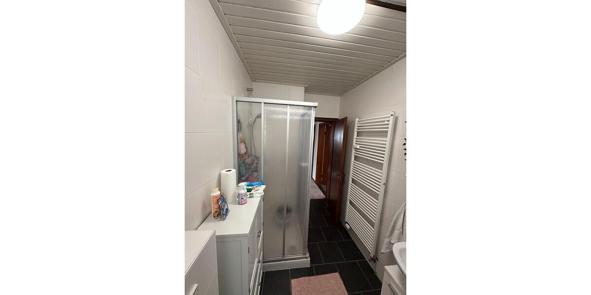 Erdgeschoßwohnung Bad Berleburg - 3 Zimmer, 82 m&sup2;, 900&euro; | Angebot:26524923