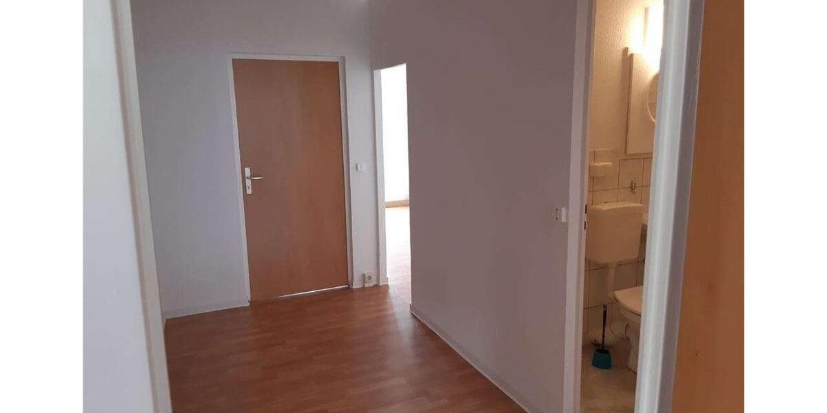 Etagenwohnung Suhl - 3 Zimmer, 56 m&sup2;, 307&euro; | Angebot:25918723