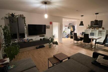 Wohnung Ilsfeld - 3 Zimmer, 100 m&sup2;, 1.200&euro; | Angebot:25216215