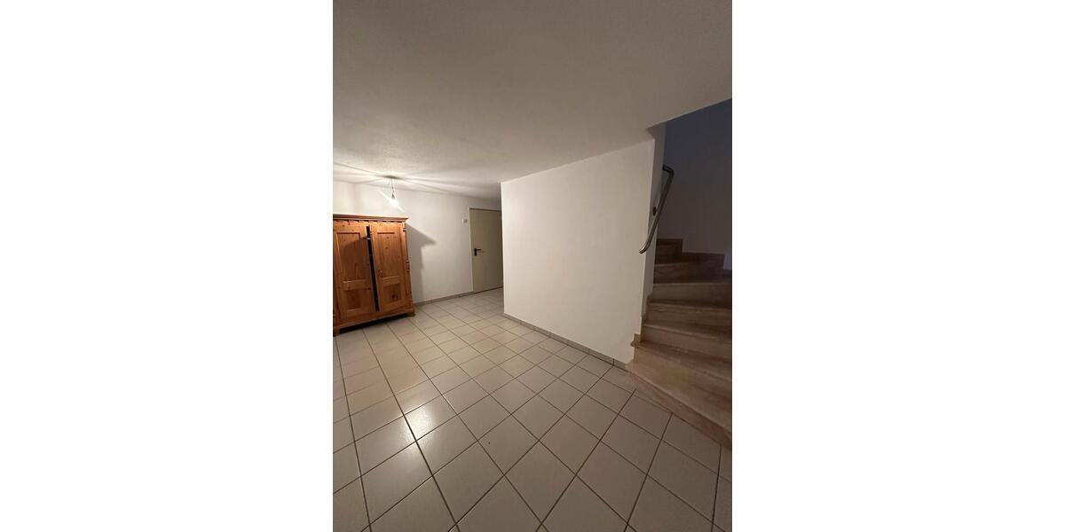 Erdgeschoßwohnung Eging am See - 3 Zimmer, 130 m&sup2;, 1.235&euro; | Angebot:25905405