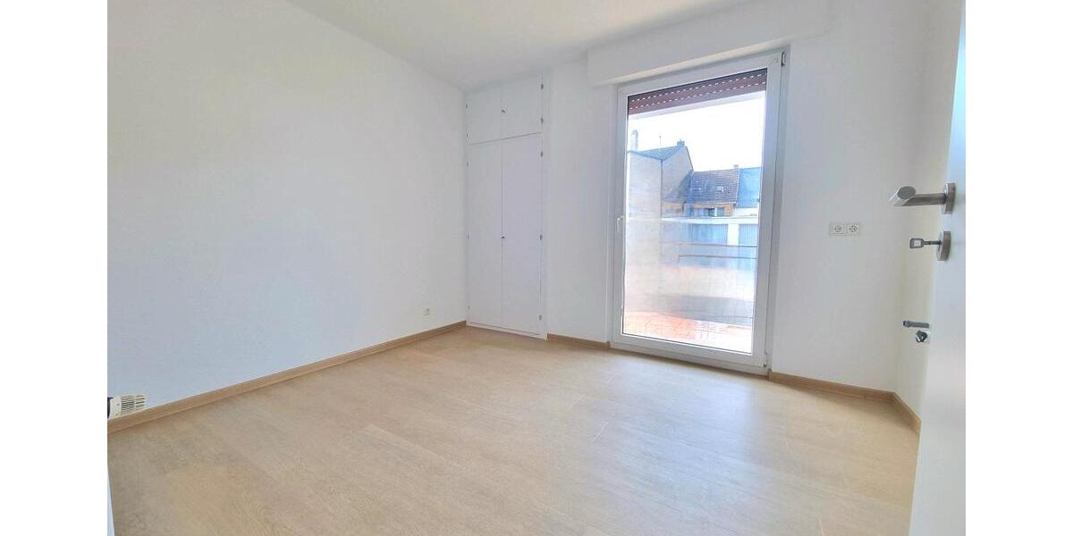 Etagenwohnung Kastellaun - 3 Zimmer, 90 m&sup2;, 765&euro; | Angebot:25932668