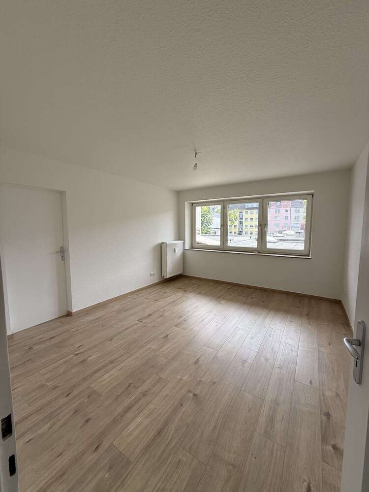 Wohnung zum Mieten in Duisburg 480 € 68.7 m²