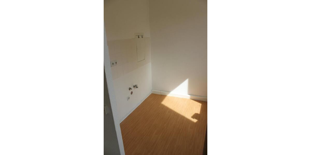 Etagenwohnung Gera Lusan - 1 Zimmer, 35 m&sup2;, 295&euro; | Angebot:14302863
