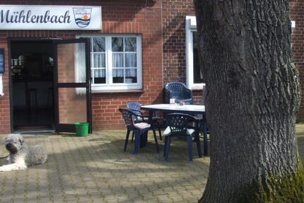 Schankwirtschaft mit Biergarten auf einem Campingplatz zu vermiet zimmer