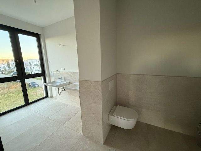 Etagenwohnung Greifswald Groß Schönwalde - 4 Zimmer, 137 m&sup2;, 1.716&euro; | Angebot:25728918