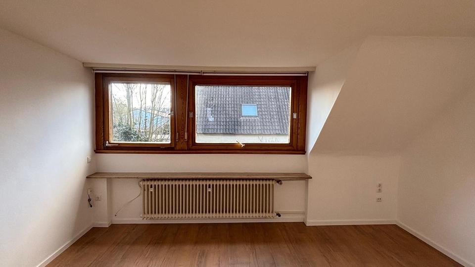 Dachgeschoßwohnung Roßdorf - 4 Zimmer, 106 m&sup2;, 1.430&euro; | Angebot:25950864