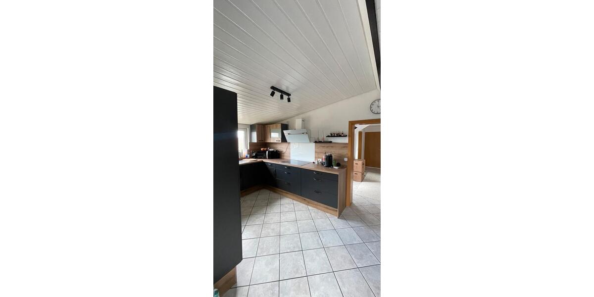 Dachgeschoßwohnung Giengen an der Brenz - 3 Zimmer, 80 m&sup2;, 950&euro; | Angebot:26286481