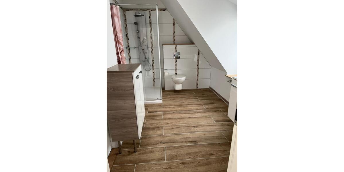 Etagenwohnung Hude (Oldenburg) - 4 Zimmer, 103 m&sup2;, 1.050&euro; | Angebot:26616534