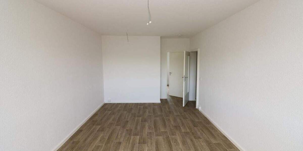 Etagenwohnung Freiberg Freiberg West - 3 Zimmer, 61 m&sup2;, 449&euro; | Angebot:25303426