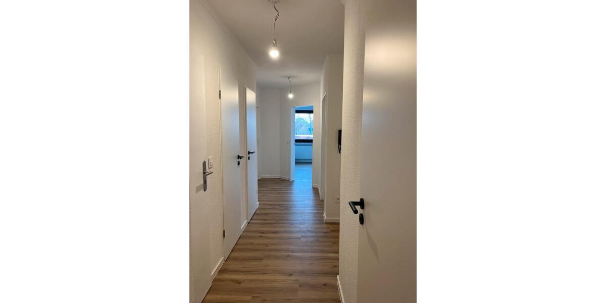 Dachgeschoßwohnung Lingen (Ems) - 3 Zimmer, 89 m&sup2;, 890&euro; | Angebot:26007346