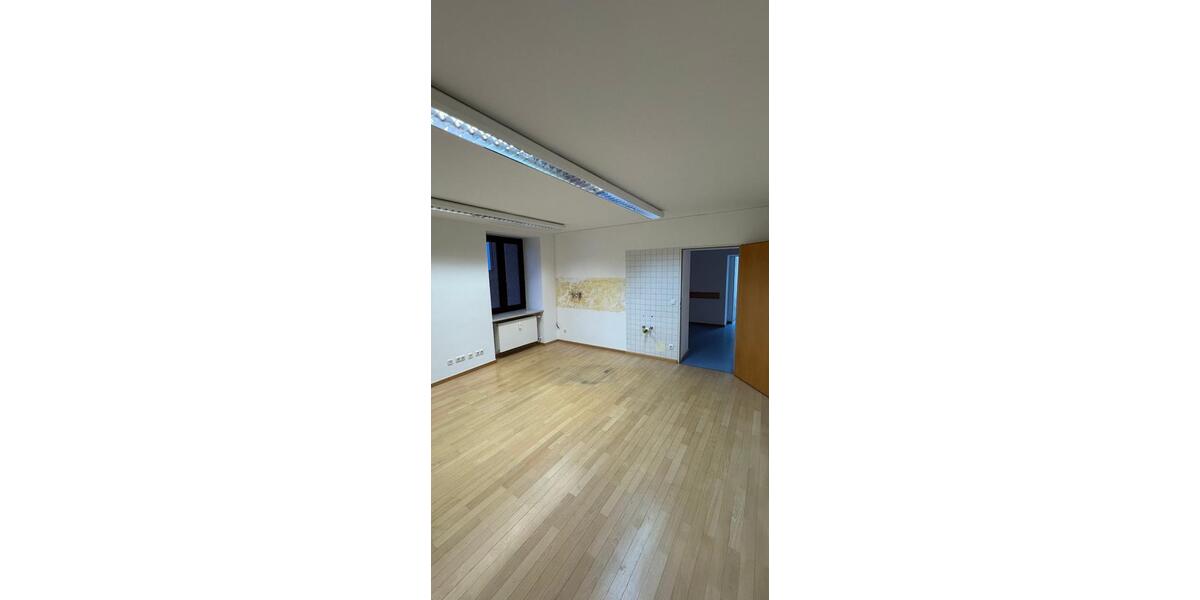 Gewerbeobjekt Deggendorf - 1.700&euro; | Angebot:26228222