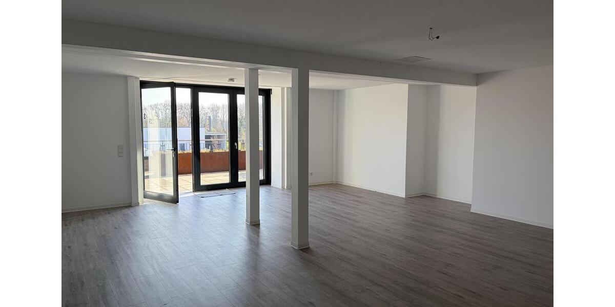 Etagenwohnung Germersheim - 4 Zimmer, 174 m&sup2;, 1.450&euro; | Angebot:25883454