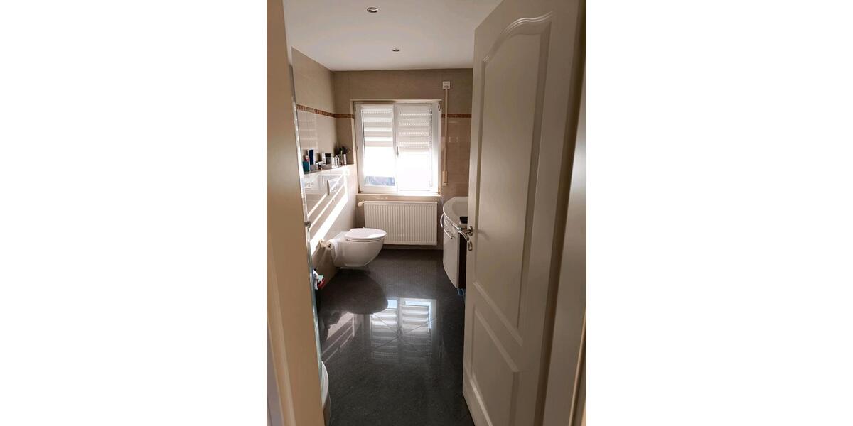 Etagenwohnung Friedberg (Hessen) - 4 Zimmer, 96 m&sup2;, 520&euro; | Angebot:24830023