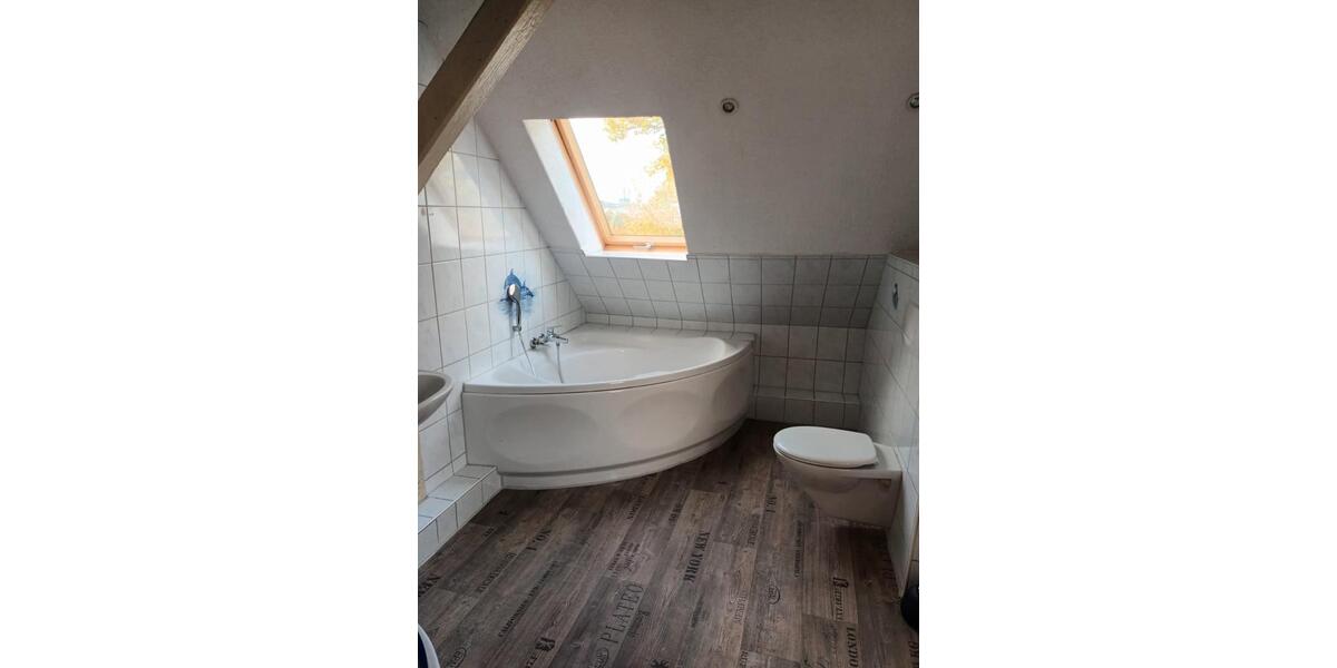 Dachgeschoßwohnung Halberstadt - 3 Zimmer, 62 m&sup2;, 269&euro; | Angebot:26647184