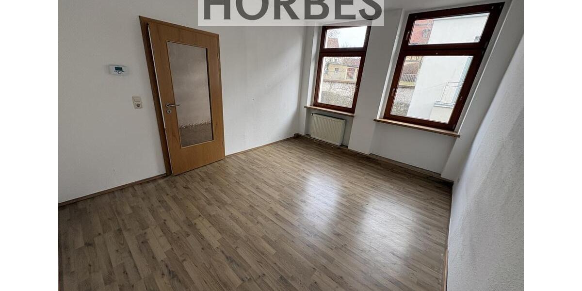 Etagenwohnung Meerane - 2 Zimmer, 60 m&sup2;, 300&euro; | Angebot:25999255