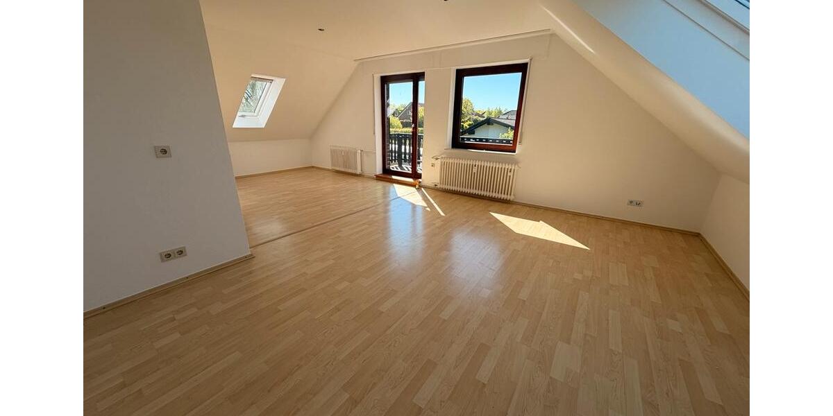 Dachgeschoßwohnung Porta Westfalica - 5 Zimmer, 133 m&sup2;, 1.650&euro; | Angebot:26380578