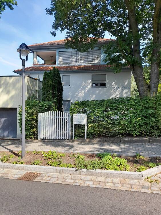 Helle 2 Raumwohnung mit extra großer Terrasse in traumhafter Lage von Loschwitz! 2 zimmer