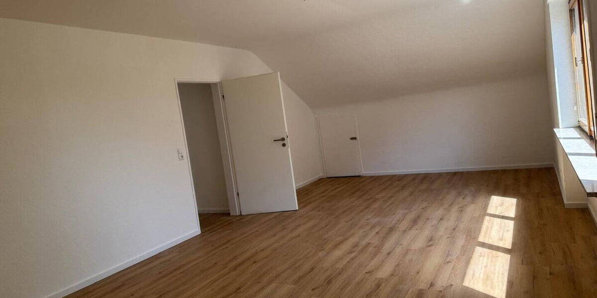 Etagenwohnung Maintal Bischofsheim - 3 Zimmer, 83 m&sup2;, 1.065&euro; | Angebot:26740642