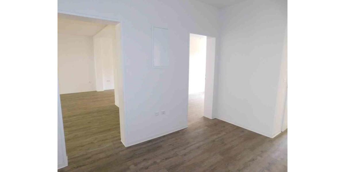 Etagenwohnung Essen Südviertel - 3 Zimmer, 110 m&sup2;, 1.089&euro; | Angebot:24634663