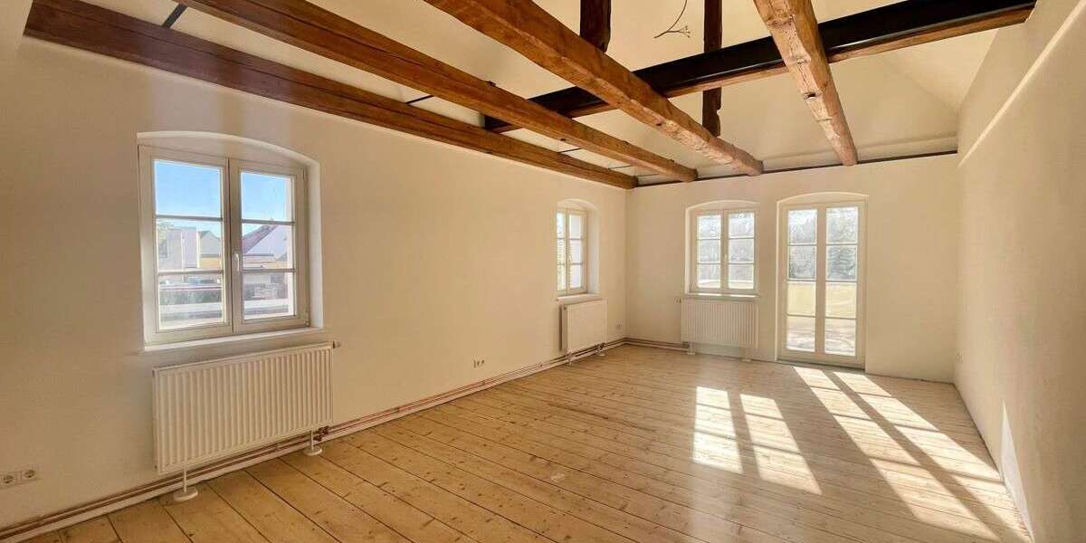 Etagenwohnung Dippoldiswalde - 2 Zimmer, 63 m&sup2;, 698&euro; | Angebot:26658678