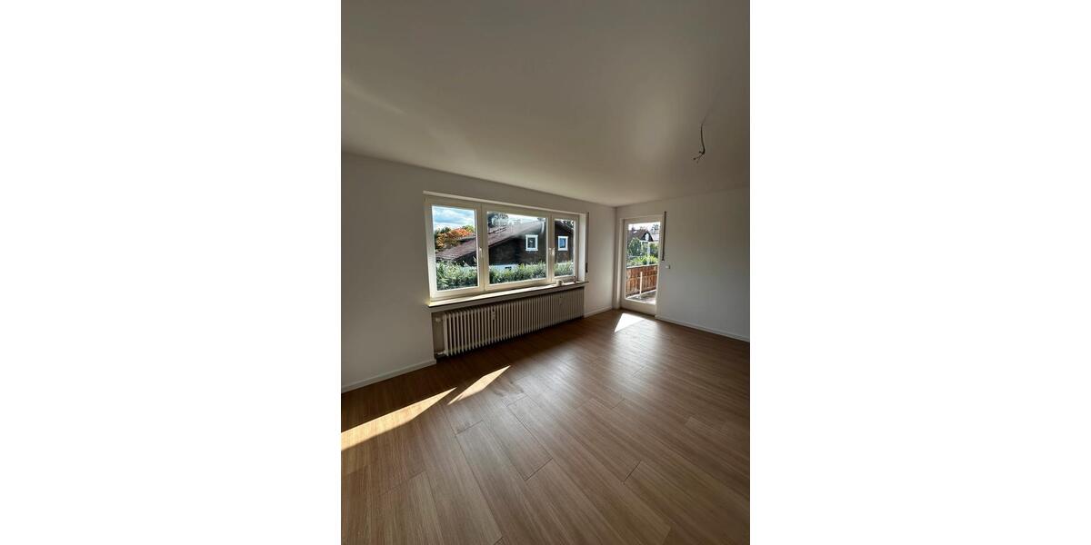 Etagenwohnung Weßling - 4 Zimmer, 102 m&sup2;, 1.700&euro; | Angebot:25775420