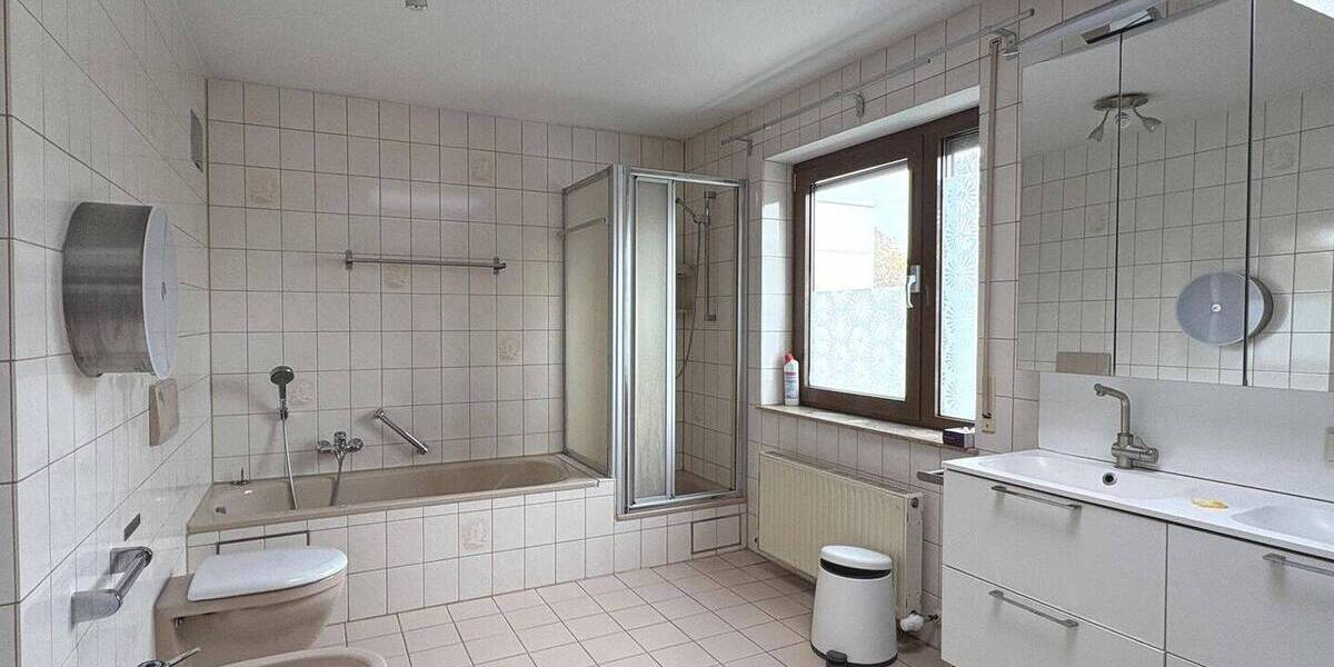 Einfamilienhaus Bietigheim-Bissingen Bietigheim - 6 Zimmer, 183 m&sup2;, 2.379&euro; | Angebot:23981763