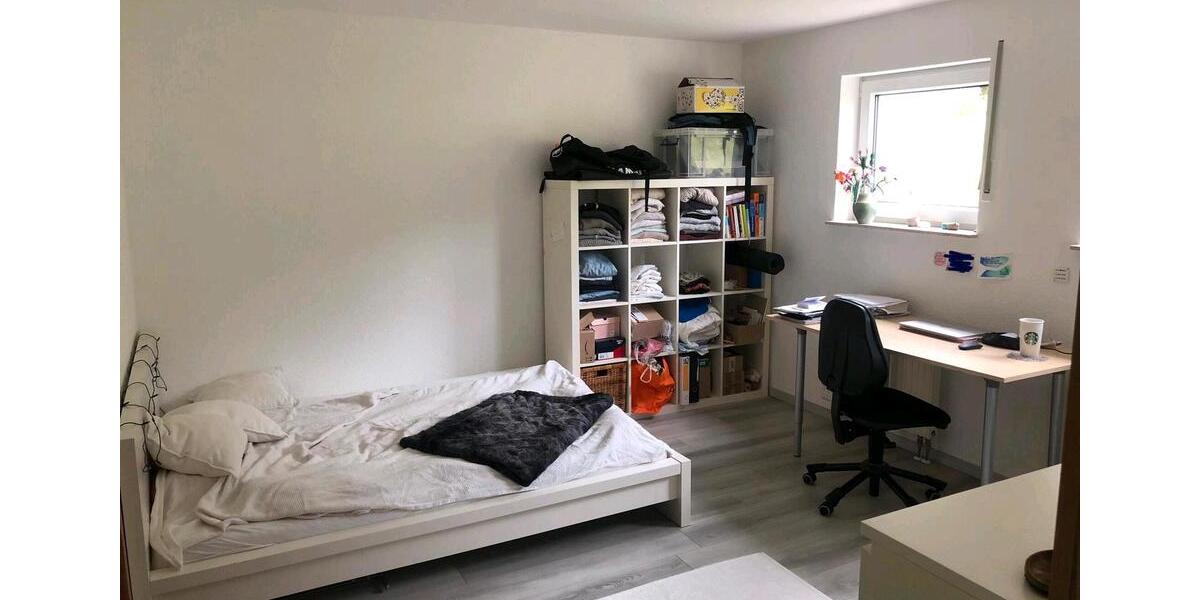 Etagenwohnung Buseck - 1 Zimmer, 26 m&sup2;, 240&euro; | Angebot:26447842