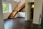 Hochwertige Maisonette-Wohnung in HP (Wald-Erlenbach) zimmer