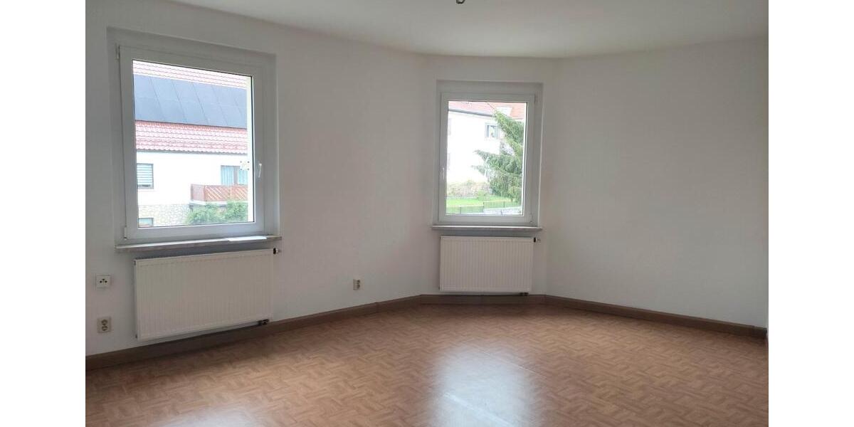 Etagenwohnung Meiningen - 3 Zimmer, 80 m&sup2;, 520&euro; | Angebot:26588689
