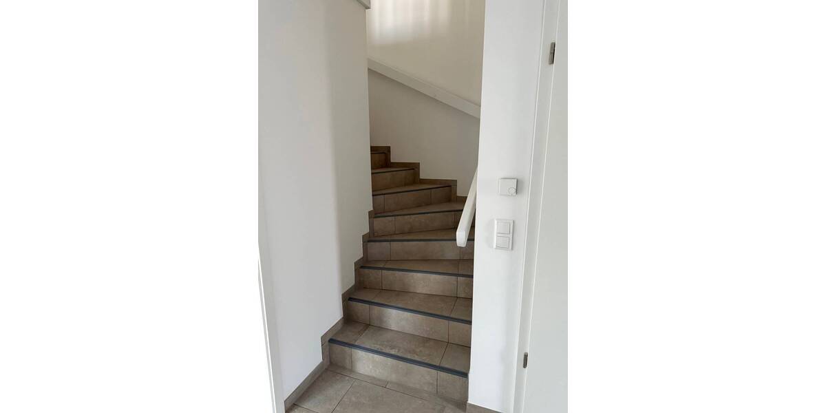 Reihenmittelhaus Schwarzenbek - 4 Zimmer, 106 m&sup2;, 1.400&euro; | Angebot:25986268