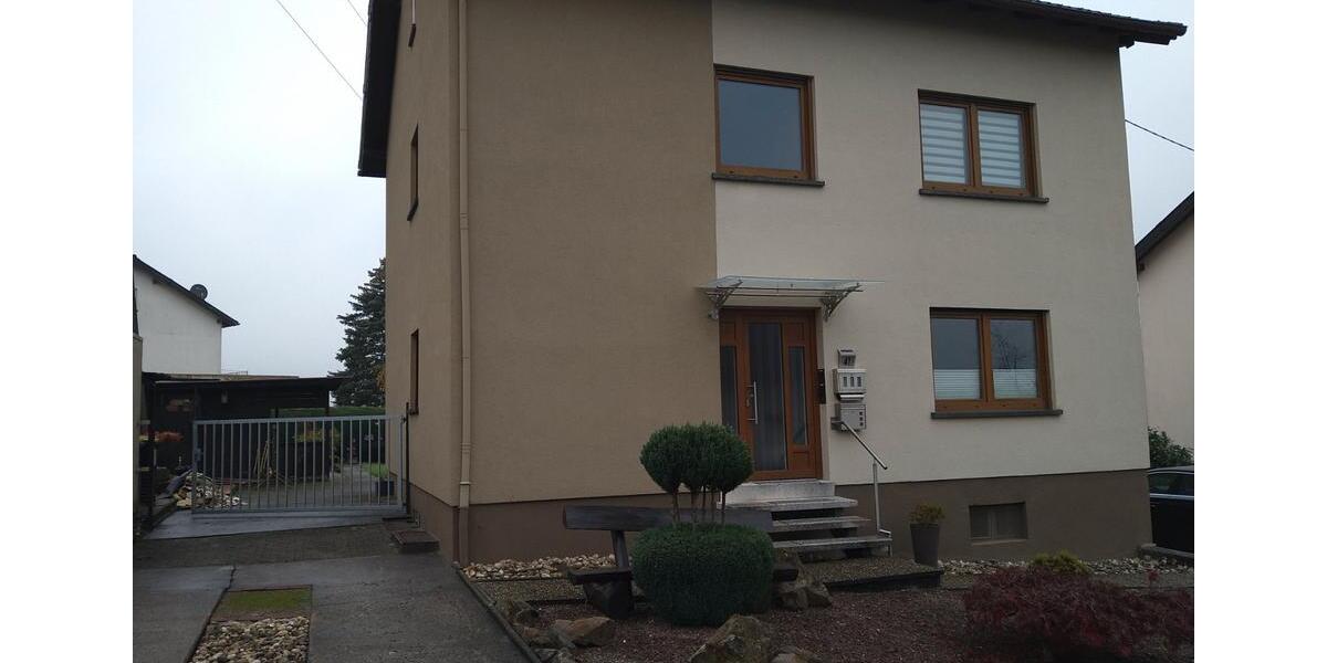 Etagenwohnung Schiffweiler - 2 Zimmer, 67 m&sup2;, 500&euro; | Angebot:26413189