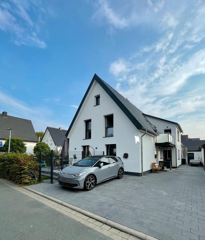 DHH in Herzebrock - kernsaniert, 140 m² – ab Dez. 2025