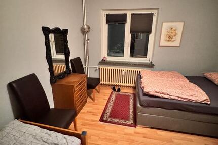 Tolles WG Zimmer zu vermieten 1 Monat 3 zimmer