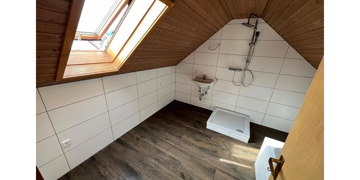 Maisonettenwohnung Singen (Hohentwiel) - 2 Zimmer, 74 m&sup2;, 950&euro; | Angebot:25350402