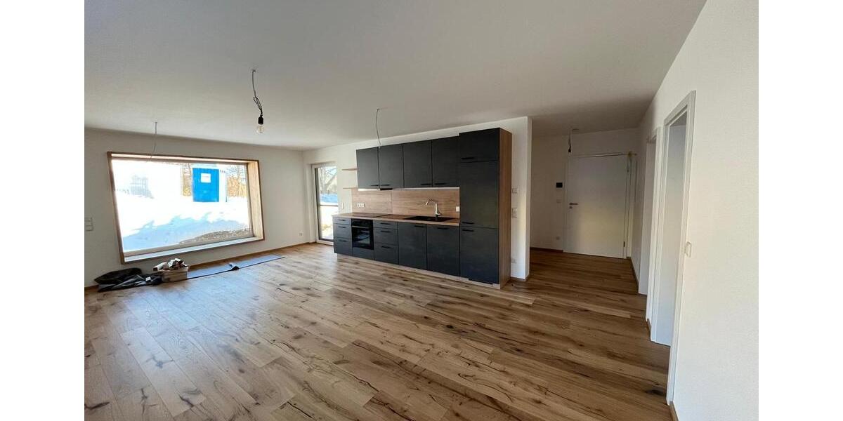 Erdgeschoßwohnung Wegscheid - 3 Zimmer, 77 m&sup2;, 775&euro; | Angebot:24605107