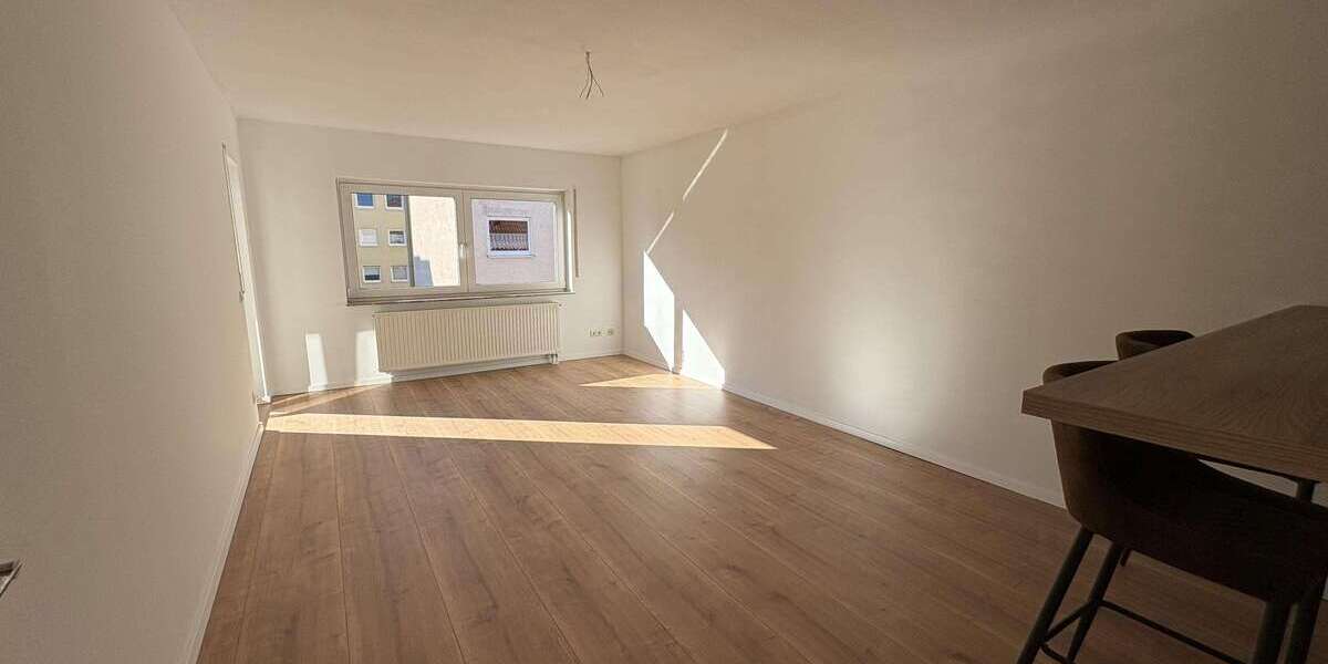 Etagenwohnung Zwickau Talstraße/Trillerberg - 2 Zimmer, 57 m&sup2;, 457&euro; | Angebot:25282045