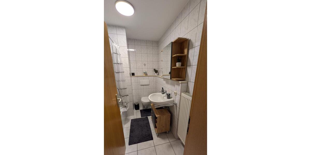 Tittmoning Kirchheim: 4 Zimmerwohnung ab 01.04.26 zu vermieten 4 zimmer