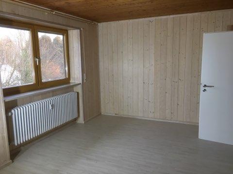 Etagenwohnung Aldersbach - 4 Zimmer, 130 m&sup2;, 950&euro; | Angebot:26374273