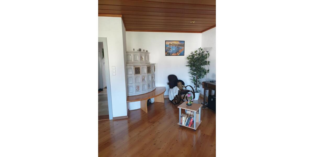 Etagenwohnung Stegaurach - 3.5 Zimmer, 93 m&sup2;, 850&euro; | Angebot:26396920
