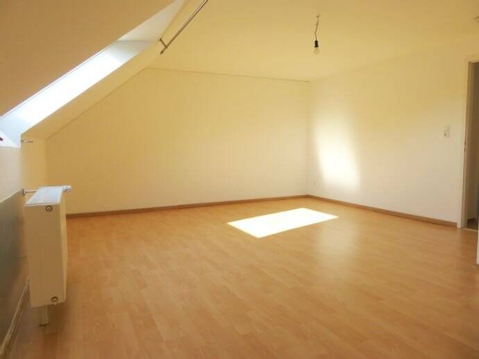 Nur 5 Gehminuten zum Bahnhof - Schönes Reiheneckhaus in ruhiger Lage 5 zimmer