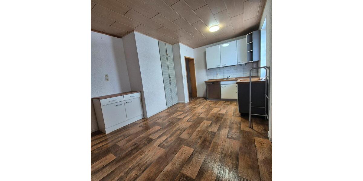 Einfamilienhaus Bockenem - 9 Zimmer, 230 m&sup2;, 800&euro; | Angebot:25056784