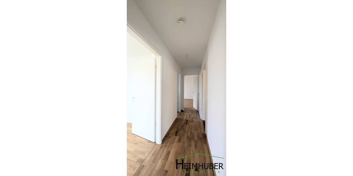 Etagenwohnung München Ramersdorf-Perlach - 3 Zimmer, 102 m&sup2;, 2.100&euro; | Angebot:26043003