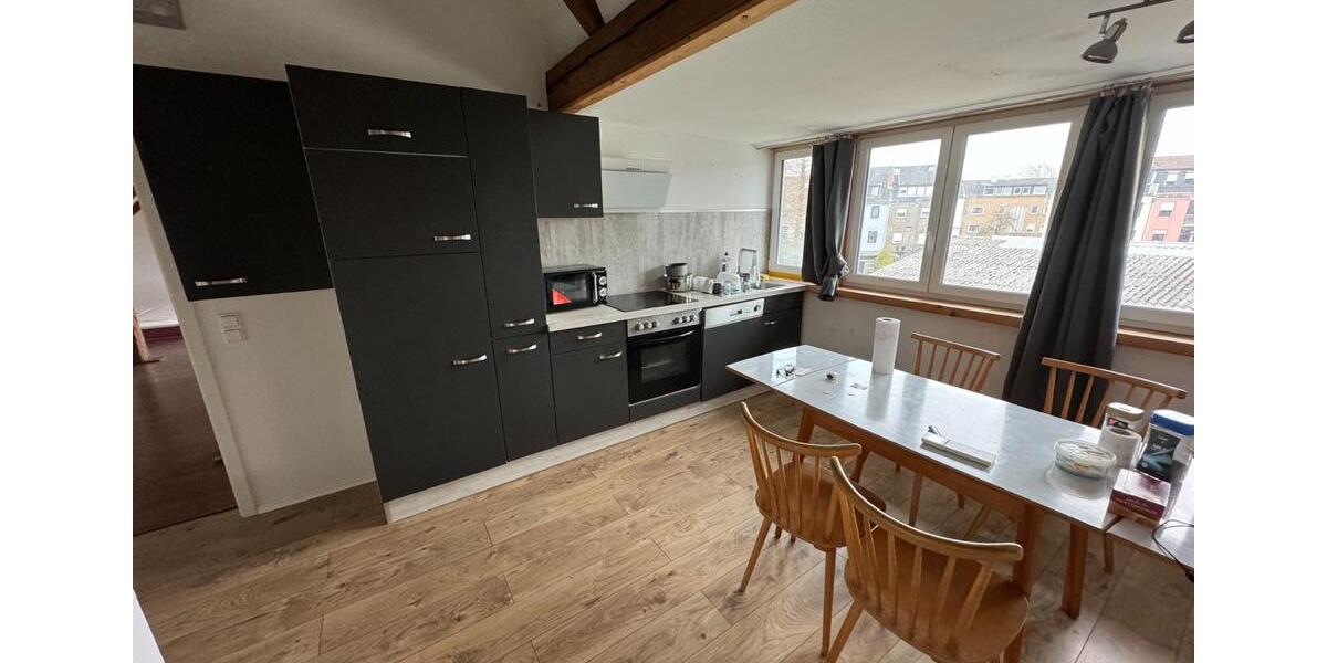 Dachgeschoßwohnung Bremen Häfen - 1.5 Zimmer, 69 m&sup2;, 750&euro; | Angebot:25207717