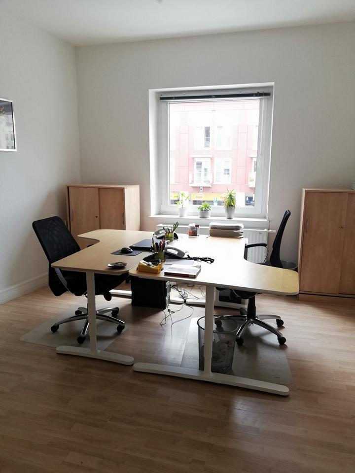 Heller und freundlicher Büroraum am Essener Stadtwald - All-in-Miete zimmer