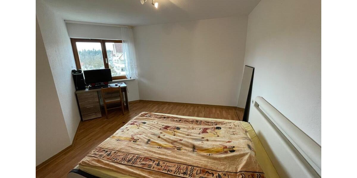 Etagenwohnung Künzelsau - 3 Zimmer, 83 m&sup2;, 770&euro; | Angebot:26444708