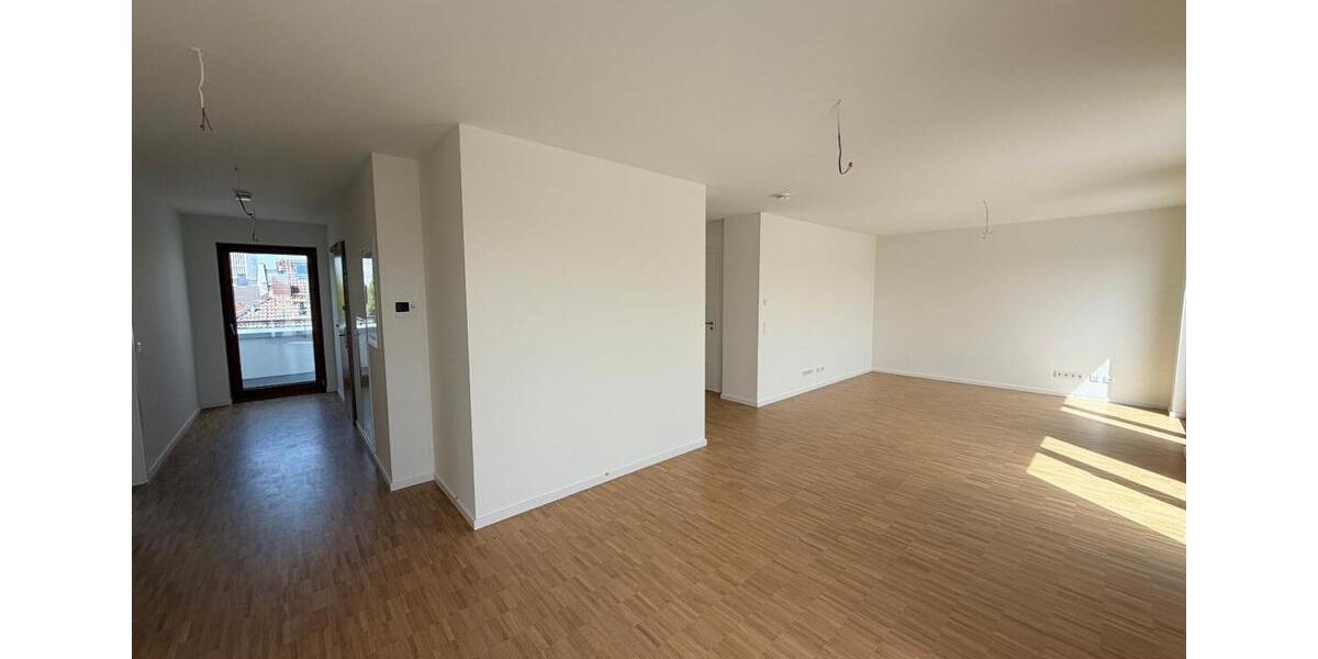 Dachgeschoßwohnung Frankfurt am Main Gutleutviertel - 3 Zimmer, 102 m&sup2;, 2.150&euro; | Angebot:26427013
